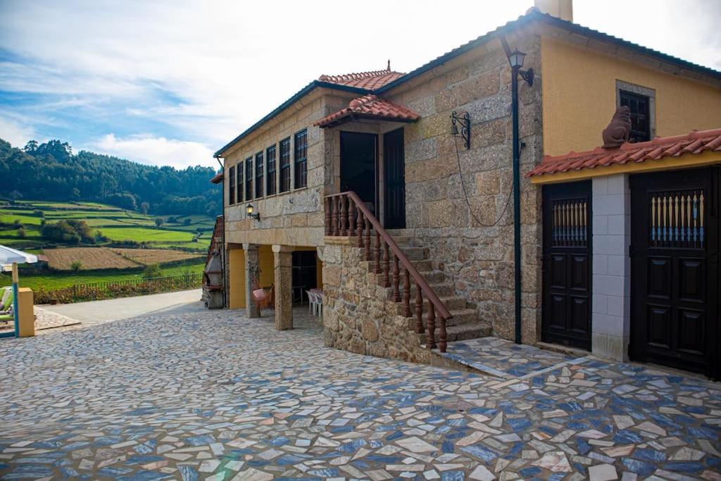 Casa Dos Leoes- Aldeia Dos 4 Abades Villa Ponte de Lima Exteriör bild